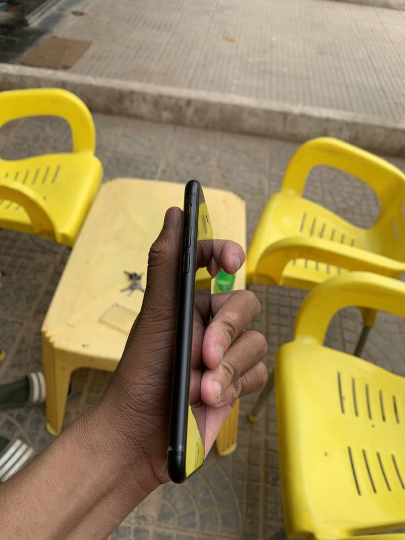 Apple iPhone SE 2