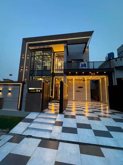 10 Marla House For Rent In Jasmine Block Hot Location Near To Park School