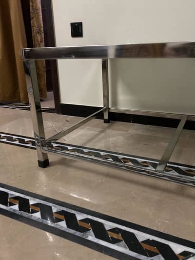 Dinning table