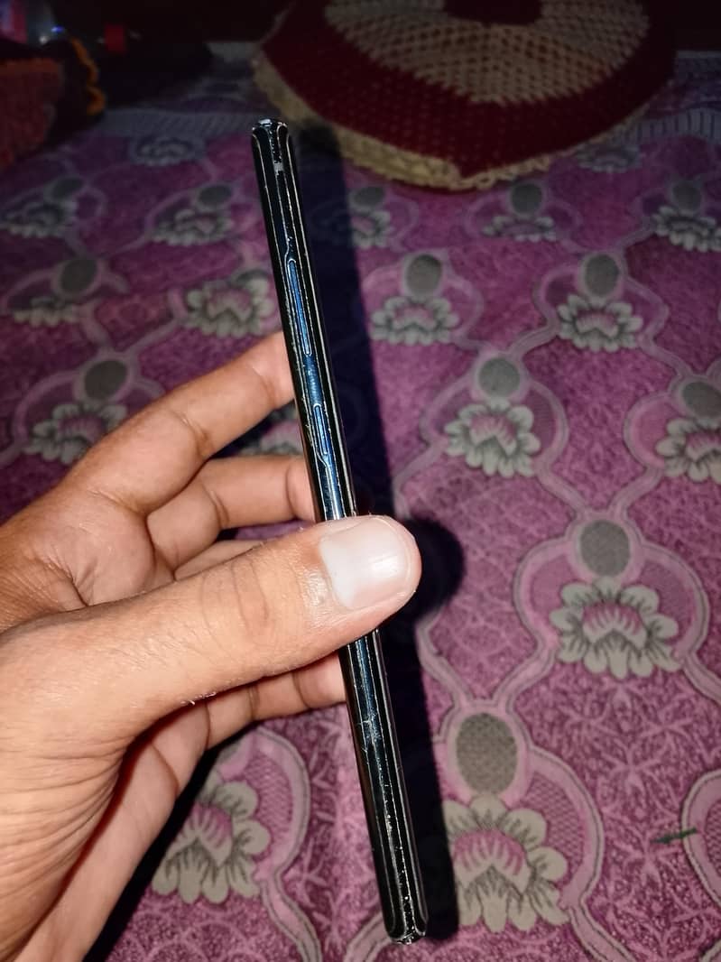 Samsung Mobile Note 10 Plus 2