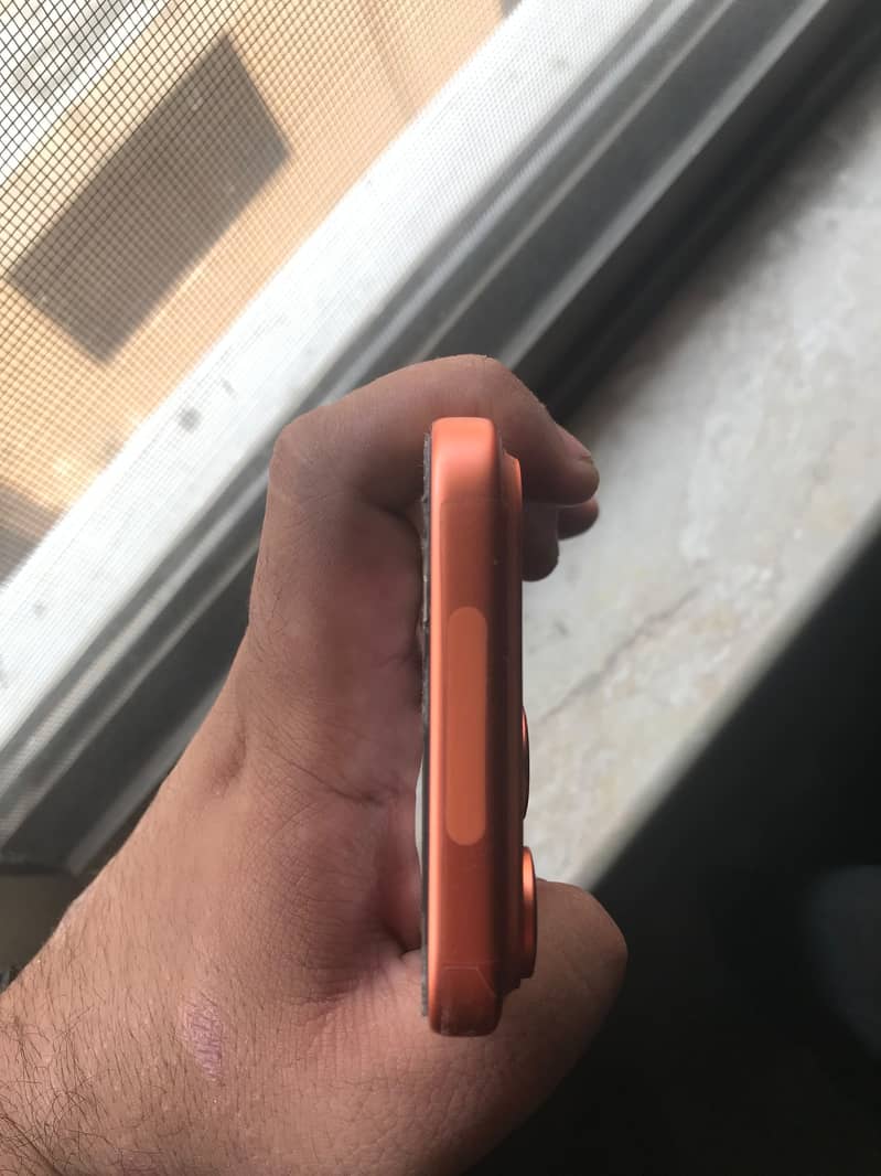 Apple iPhone 17 Pro Max 9