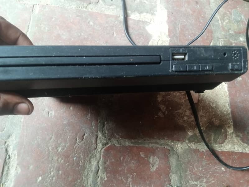 DVD with remote 1