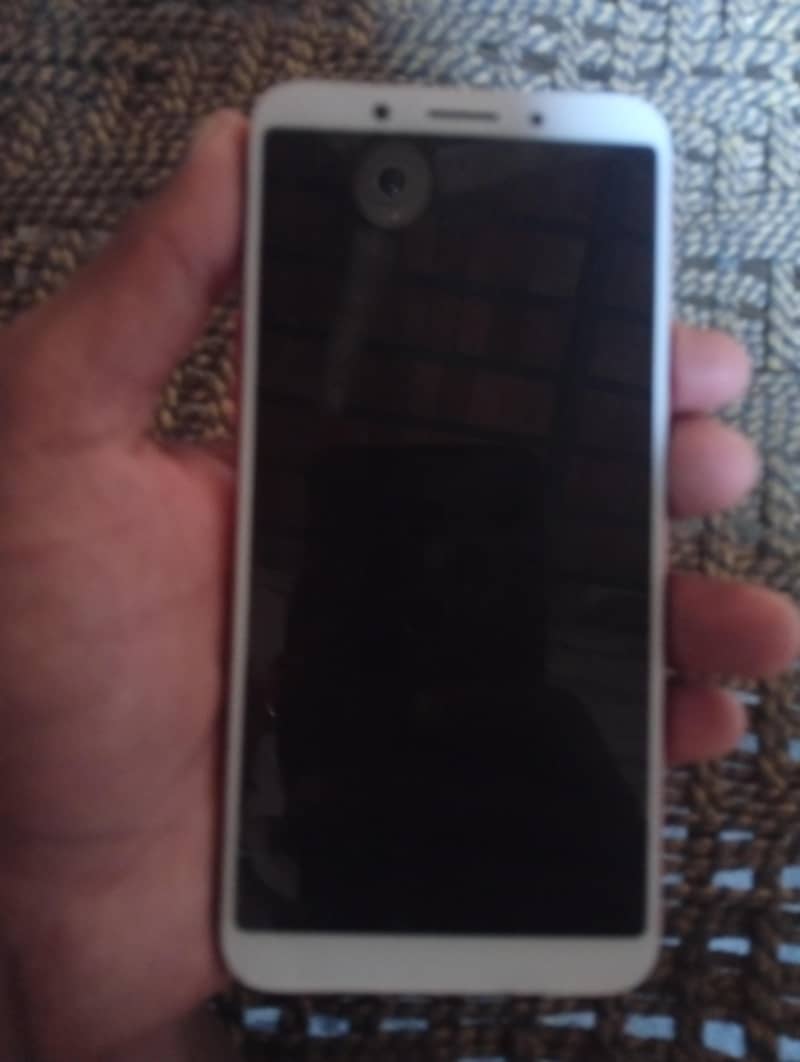 OPPO A83 5