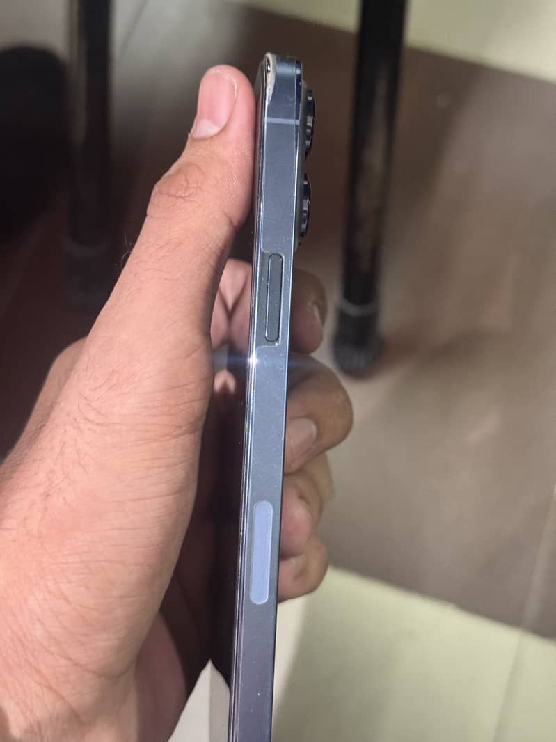 Apple iPhone 13 Pro Max 5