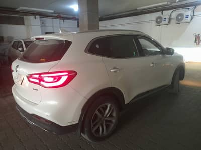 MG HS 2021