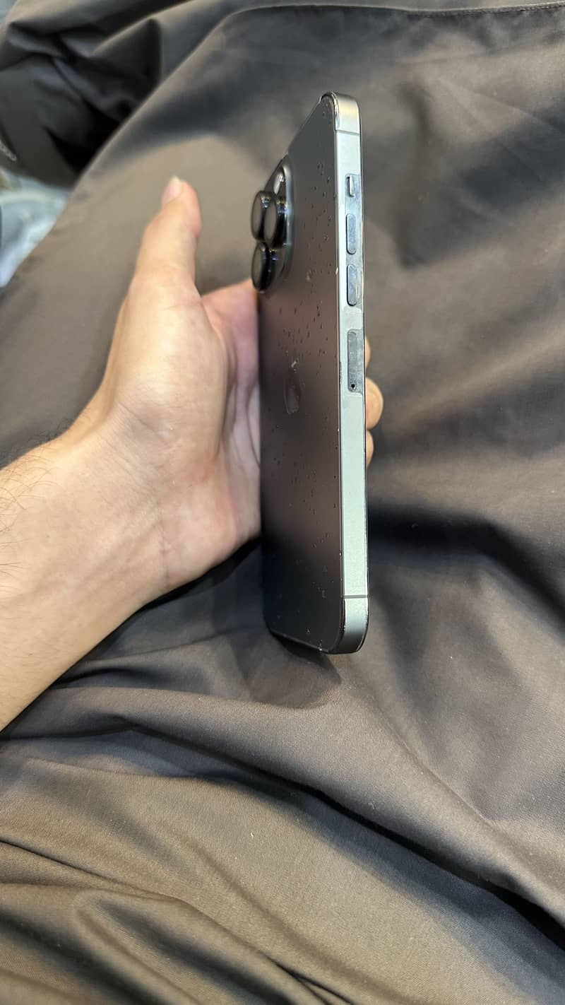 Apple iPhone 13 Pro Max 3