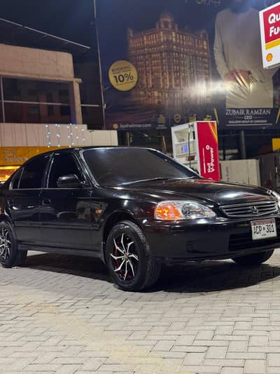 Honda Civic EXi 2002