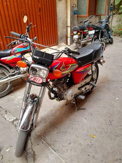 Honda CG 125 2017 Total pack 2nd owner