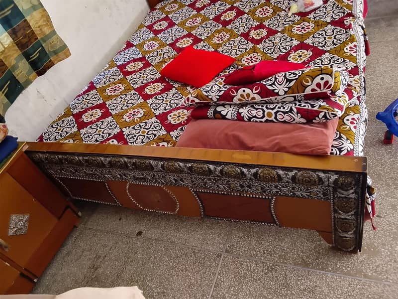 king size bed 3