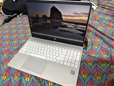 HP Pavilion touch Screen i5  BangOlsfen sound ultra slip SSD