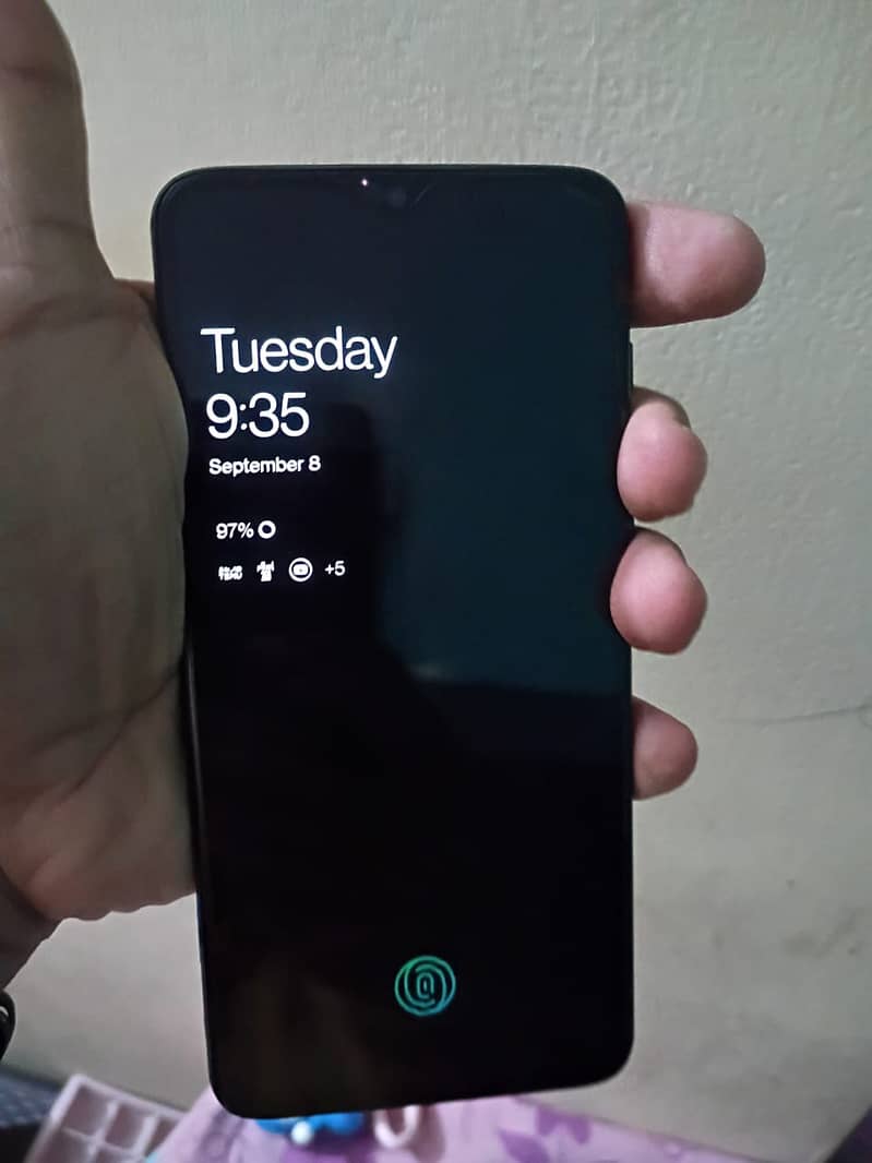 One Plus 6T 1