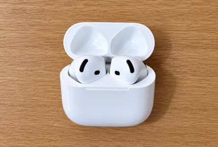 Apple AirPods 4 with ANC (with original box)