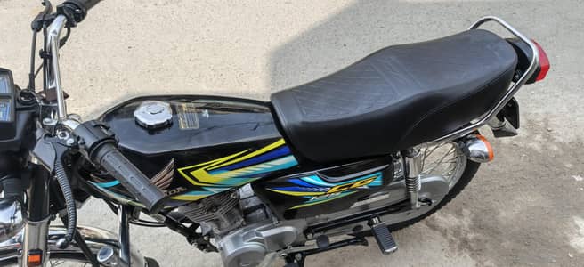 Honda 125 for sail