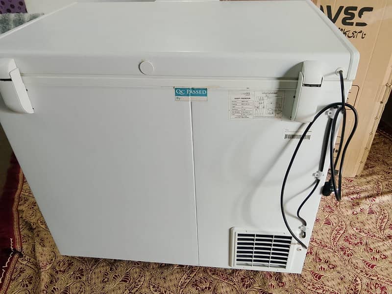 waves deep freezer Model / WDF-310 1