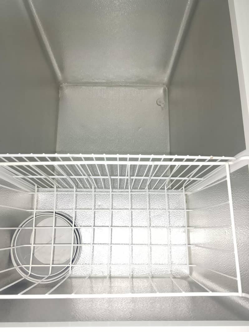 waves deep freezer Model / WDF-310 4
