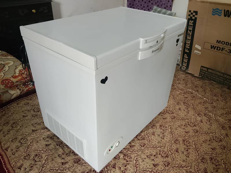 waves deep freezer Model / WDF-310 5