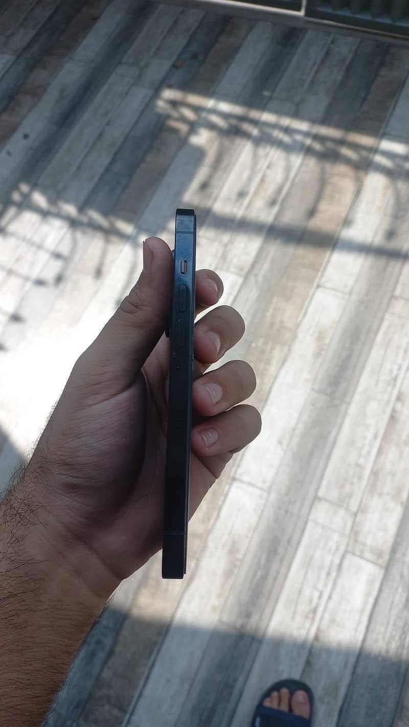 Apple iPhone 14 Pro Max 2