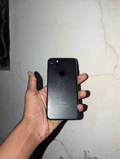 Apple iPhone 7