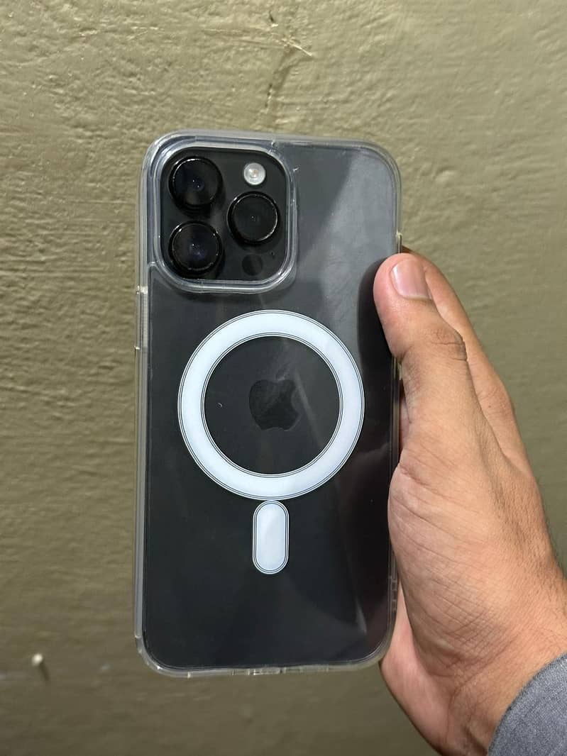 Apple iPhone 14 Pro Max 3