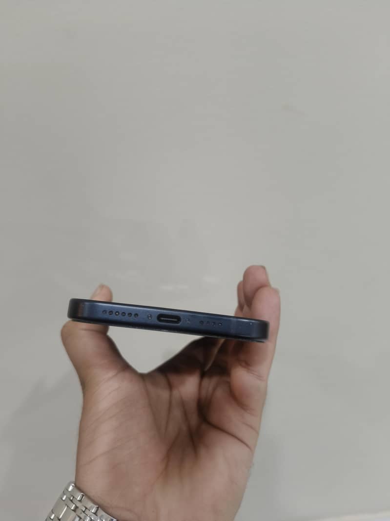 Apple iPhone 15 plus 6