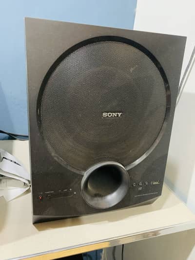 Sony woofer 4.1 System.