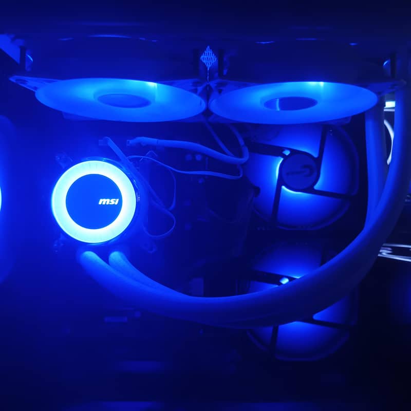 MSI MAG CoreLiquid E240 AIO 3