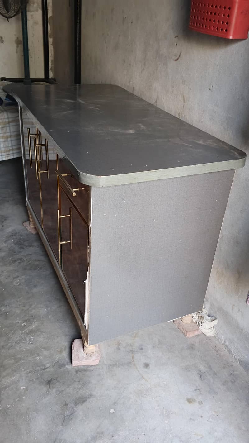 iron stand 1
