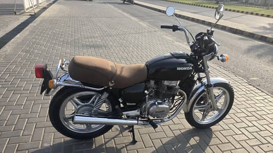 Honda CB400 Twin
