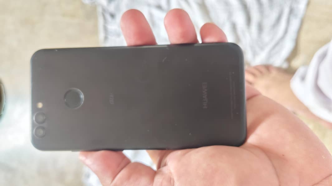 Huawei Nova2 2