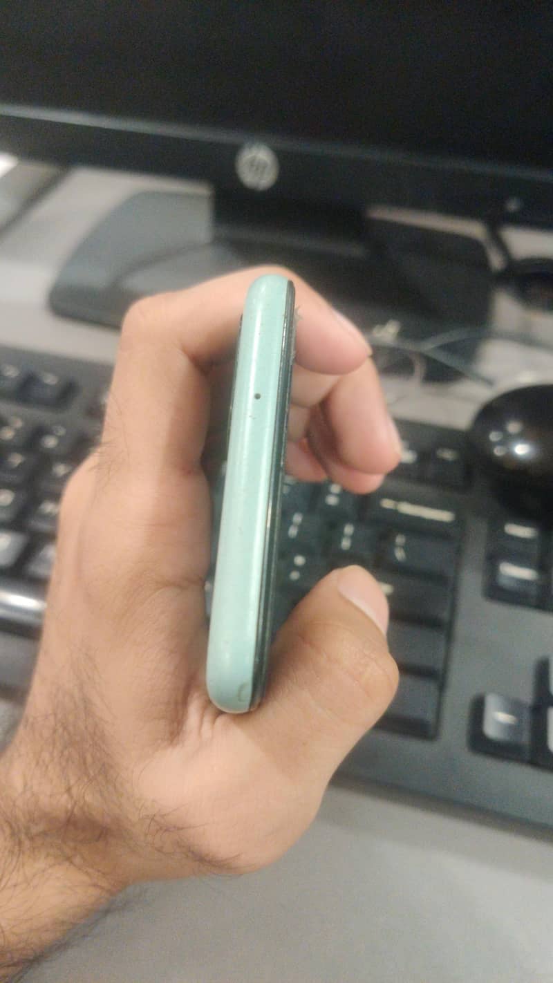Google Pixel 5 4