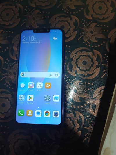 Huawei Nova 3i 4GB RAM | 128GB Storage | Dual SIM | Smooth Touch