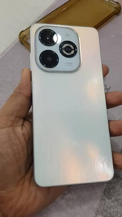 Infinix Smart 8 Plus