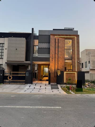 5 MARLA ELEGANT & SEMI FURNISHED SUPER HOT LOCATED BUNGALOW IS AVAILABLE IN DHA, LAHORE.