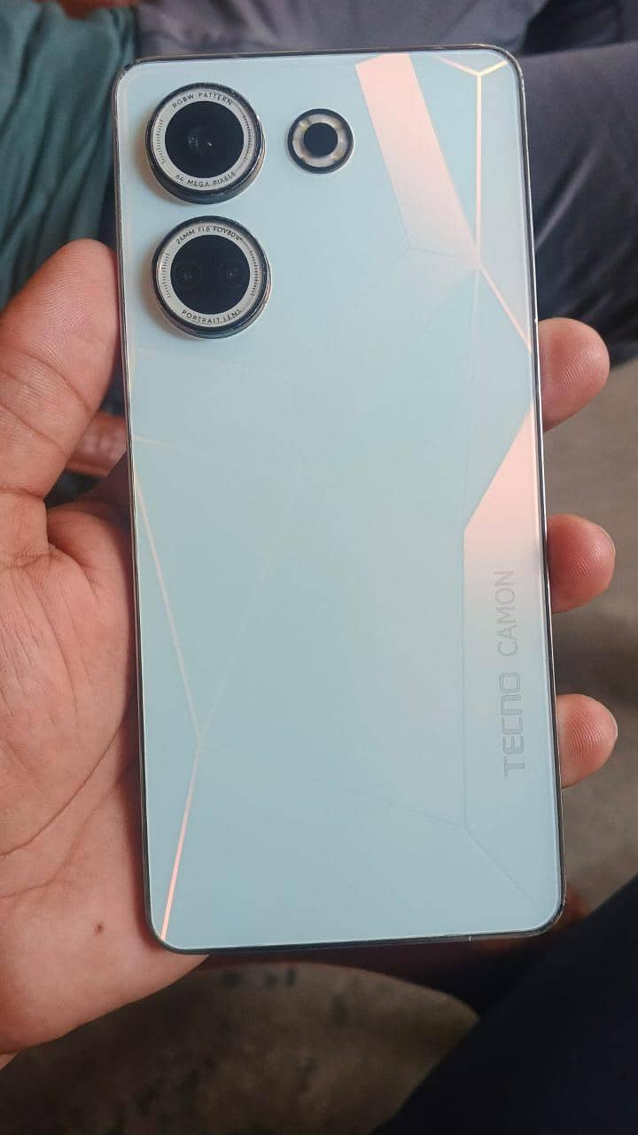 Tecno CAMON 20 1