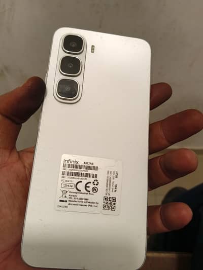 Infinix hot 60 I 6 128