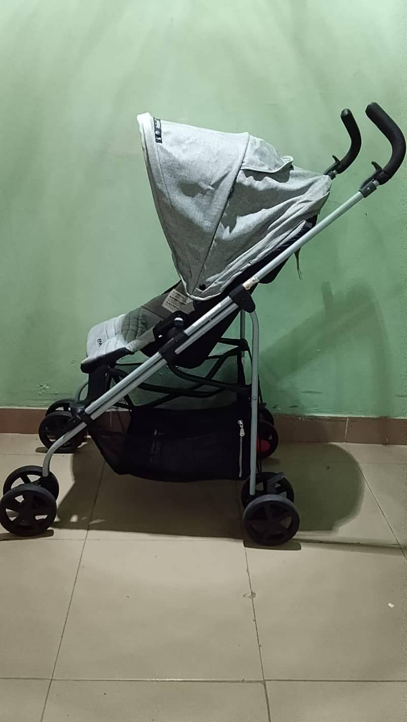 UK Imported Stroller 3