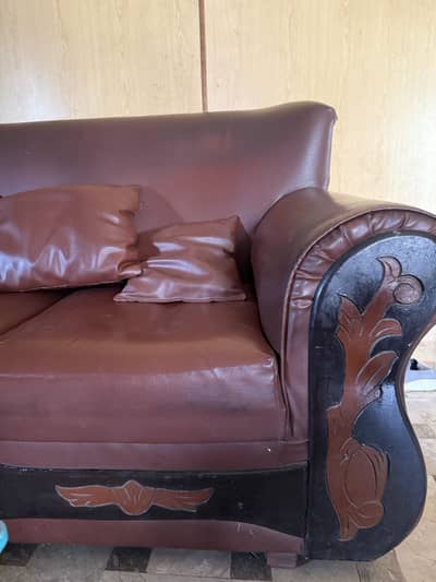 Leather sofa set
