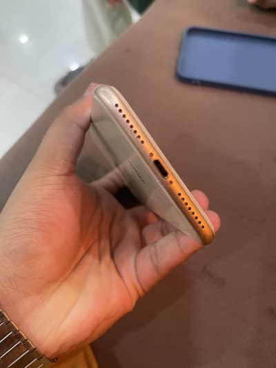 Apple iPhone 8 Plus non pta 64gb 77 baterry back crack 10 by 10