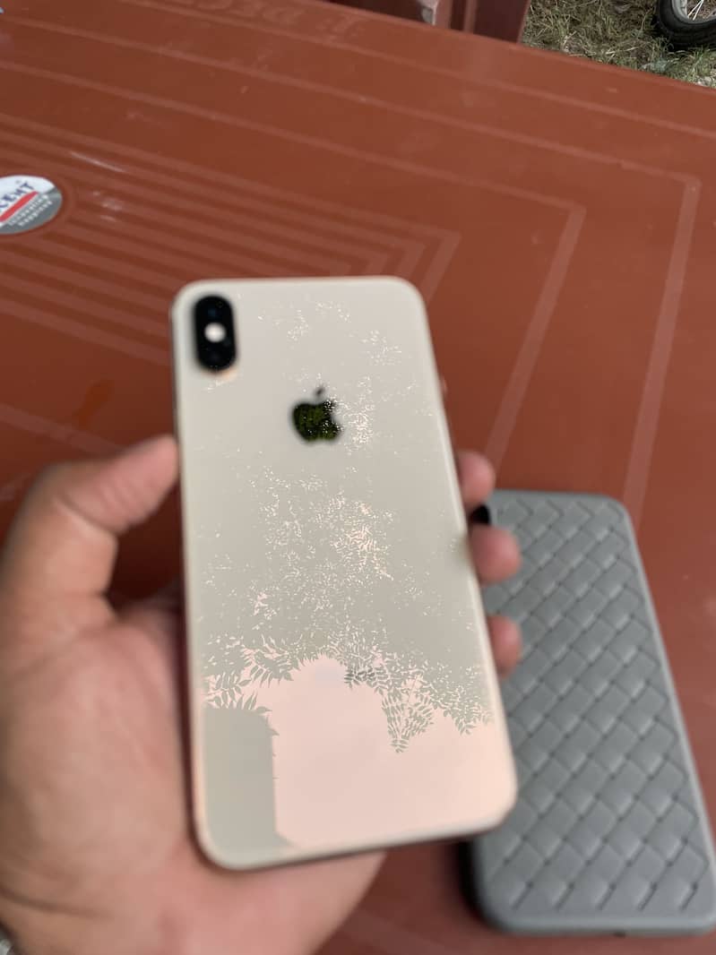 Apple iPhone XS 7