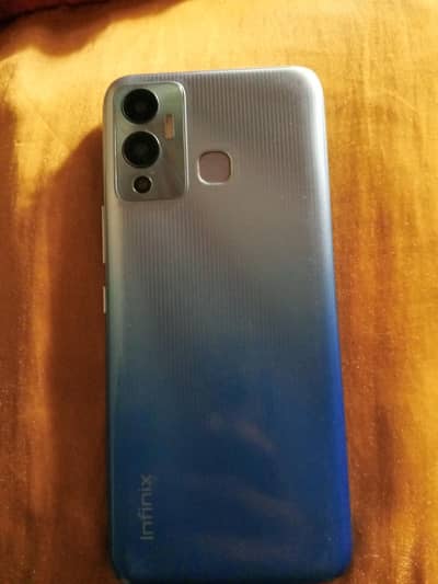 Infinix Hot 12