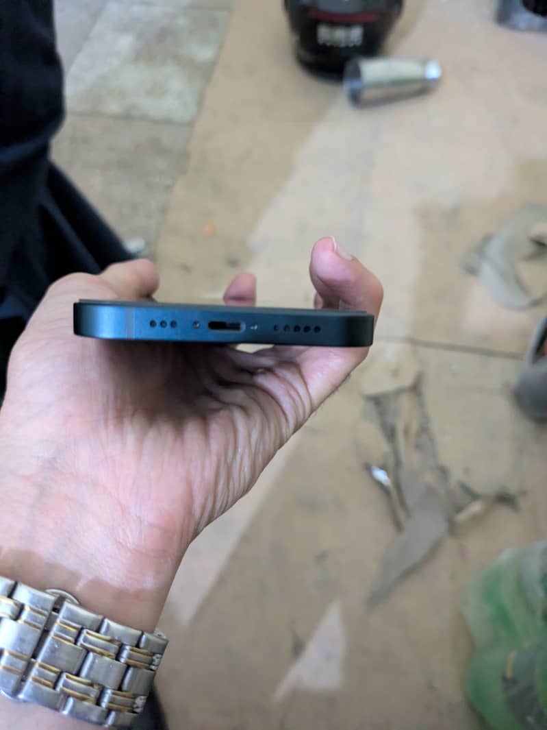 Apple iPhone 14 2