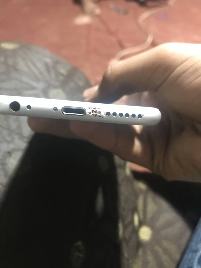 Apple iPhone 6 1