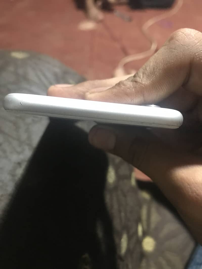 Apple iPhone 6 3
