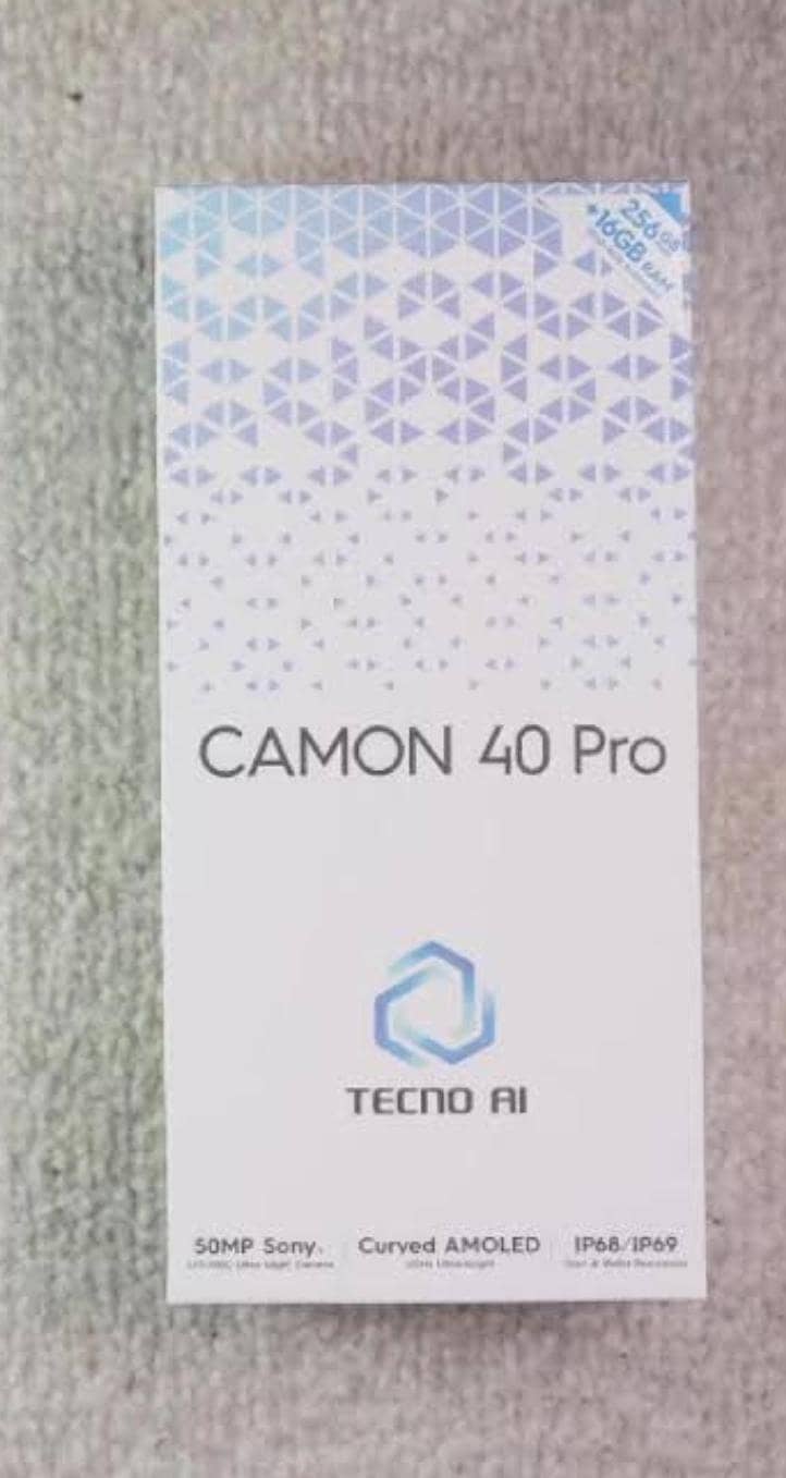 Tecno CAMON 40 Pro 4