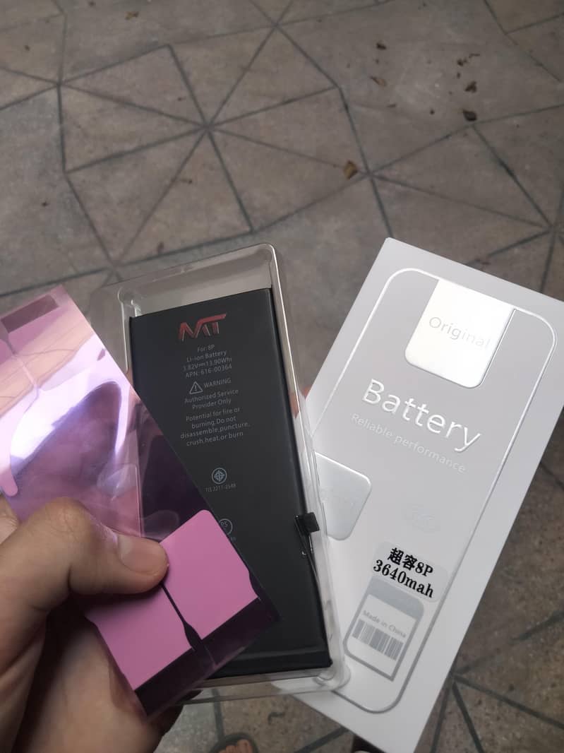 Apple iPhone 8 Plus 4