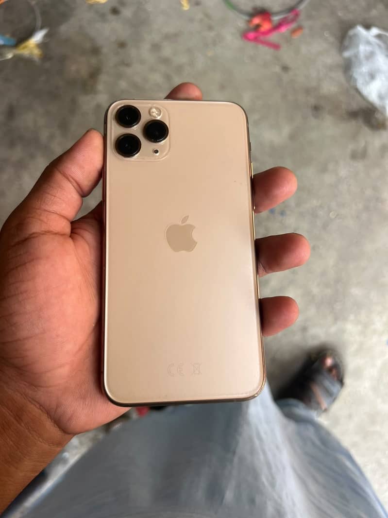 Apple iPhone 11 Pro 2