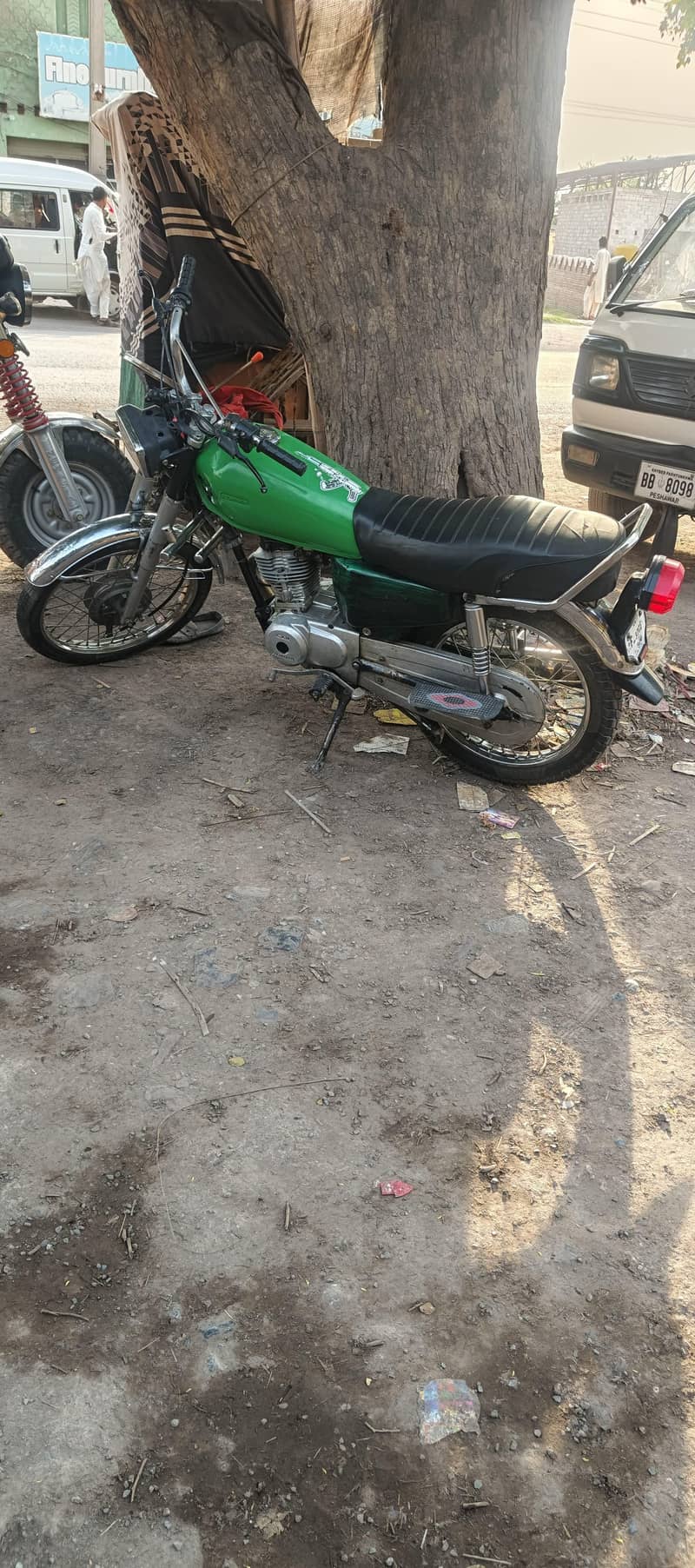 صرف موٹر سائیکل 1