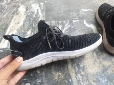 black shoes urgent selling