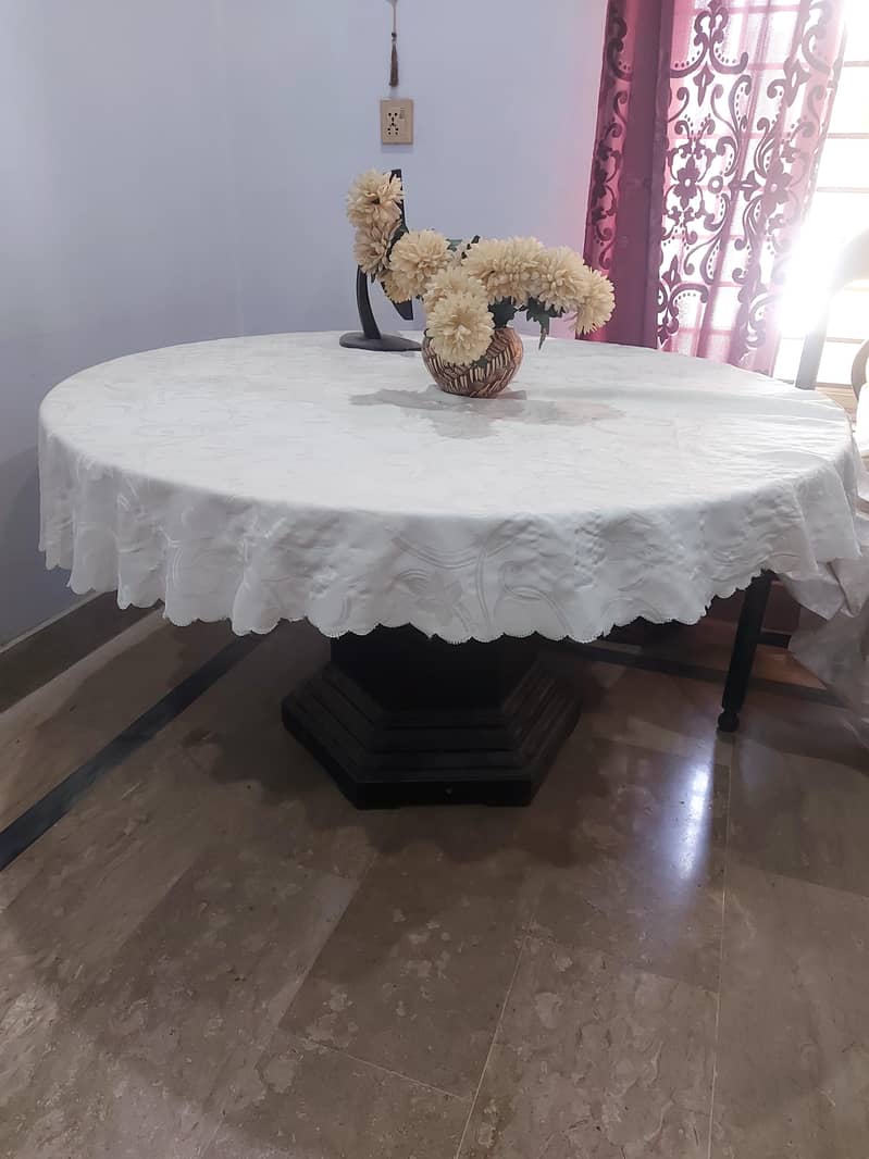 Dining table 3