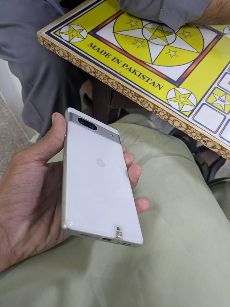 Google Pixel 7a 2